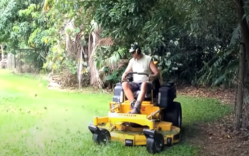 Zero turn mower