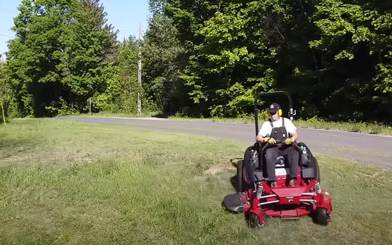 Zero turn mower