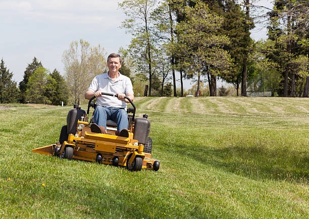 Zero-turn mower